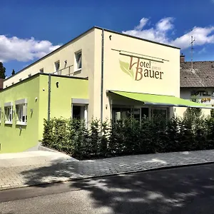 Bauer Garni Hotel